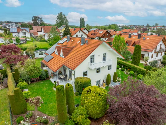 *** Weihnachtsaktion ***
Zauberhafte Doppelhaushälfte mit 
überdachter Terrasse und schönem 
Garten