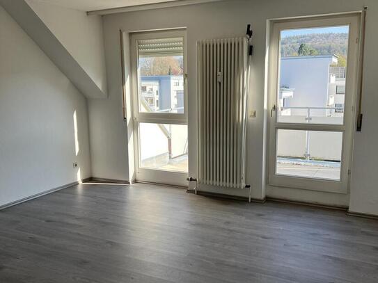 2 Zimmer-Wohnung mit besonderem Charme und Blick ins Grüne