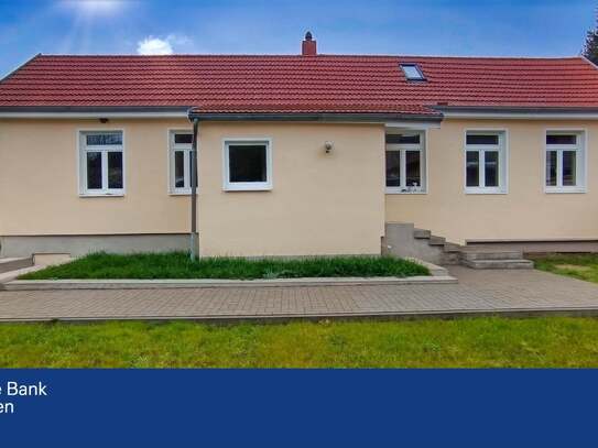 Einziehen, wohlfühlen und fertig – Komplett renoviertes Haus in Ichtershausen mit Charme!