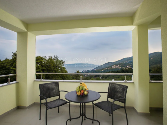 Wohnung Ičići, Opatija - Okolica, 136,45m2