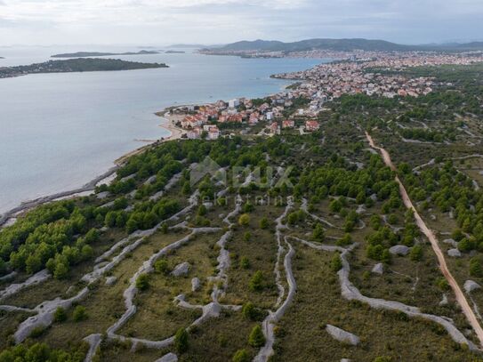 Grundstück Vodice, 16.000m2