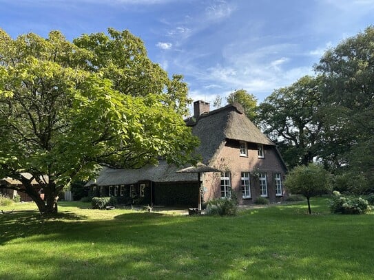 Charmantes, modernisiertes Landhaus in idyllischer Lage