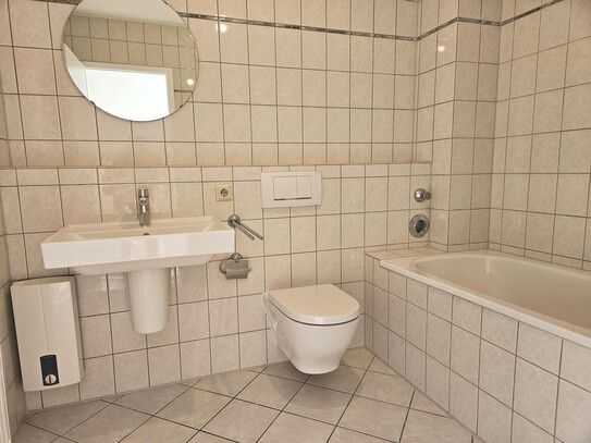 Gemütliches Dachgeschoss- Apartment in bevorzugter Lage von Grevenbroich