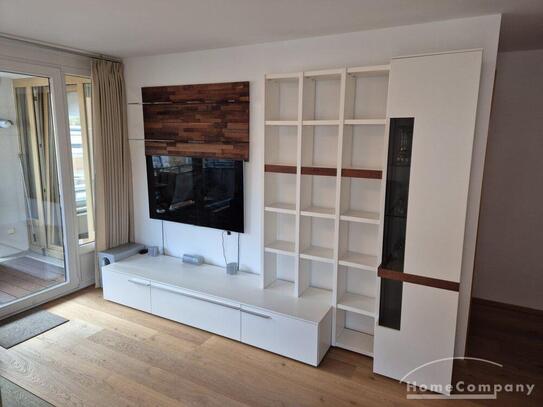 3 Zi.Whg., möbliert, 2. Etage, Balkon, Wohnzimmer, Schlafzimmer, Arbeits bzw. Kinderzimmer, Tiefgarageneinstellplatz.