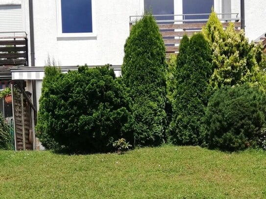 Donauwörth: Reihenhaus mit Garten in schöner Lage