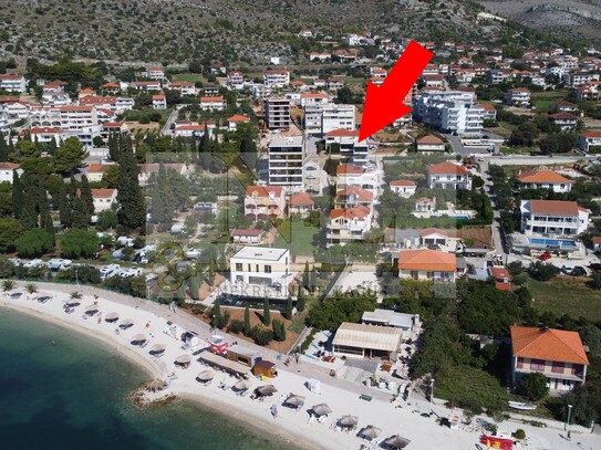 Apartment S3, erster Stock, 100 Meter vom Meer und Strand entfernt, Seget Donji