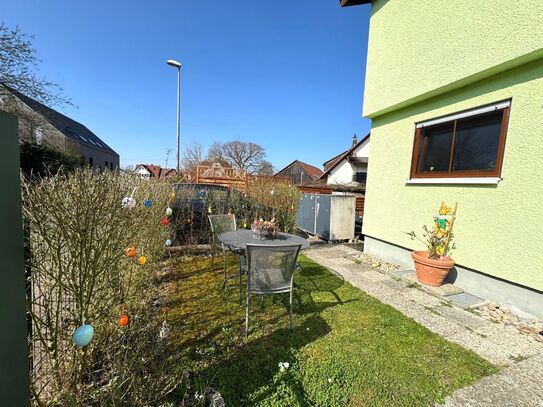 **Familienparadies - Reihenendhaus – mit großem Garten**