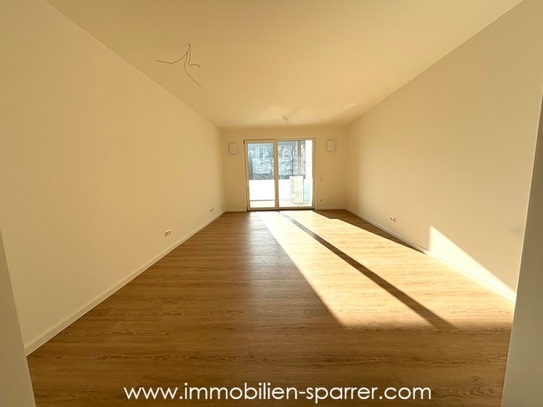 Schönes, helles 1-Zimmer Apartment mit Balkon in Weiden am Rehbühl