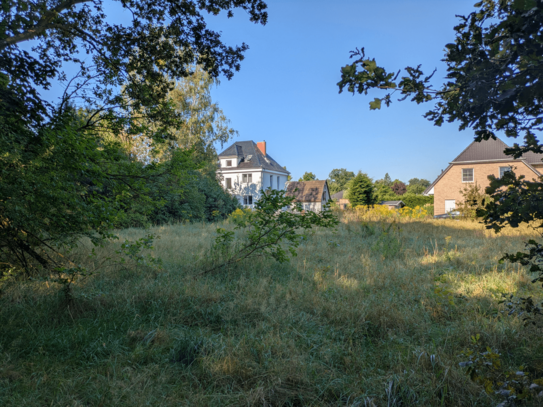 Großes Baugrundstück nahe Nymphensee