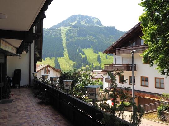 Außergewöhnliche... neu sanierte, 2 Zimmer-Wohnung in Bad Hindelang