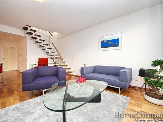 Above the city rooftops! Apartment with all mod cons, including roof balcony and wi-fi, in Düsseldorf’s Oberbilk distri…
