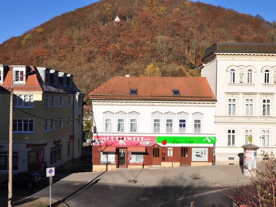 Wohn- und Geschäftshaus am Suhler Steinweg!