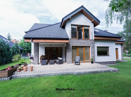 Einfamilienhaus mit Doppelcarport - provisionsfrei