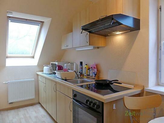 (EF0487_M) Dresden: Briesnitz, kleine möblierte Dachgeschosswohnung mit separater Küche, WLAN inklusive