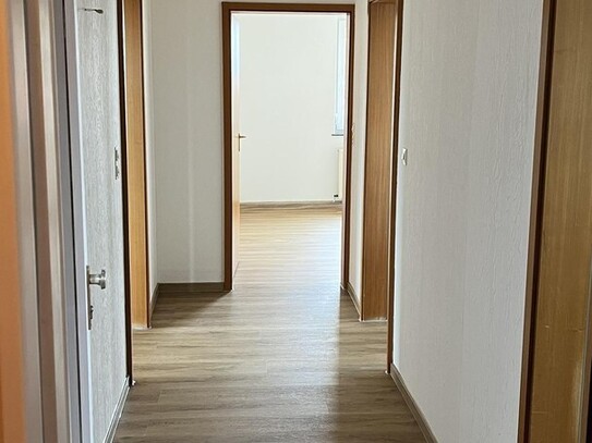 Schöne, helle und großzügige 3,5 Zimmerwohnung