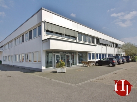 Großzügige Büroeinheit mit Glasfaserinternet im Gewerbegebiet Seckenhausen!