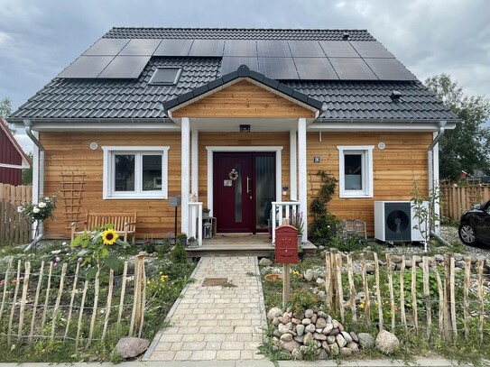 Neues Haus im modernen Landhausstil mit PV-Anlage +Garantie