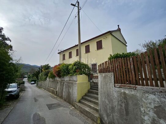 OPATIJA, MATULJI - Haus 111m2 mit Garten