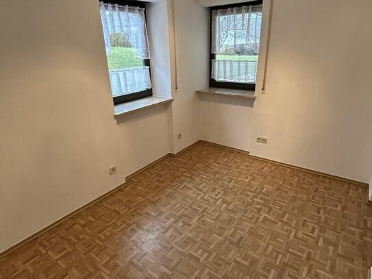 Studierenden-Appartement mit superschneller DSL-WLAN-Flatrate und eigenem Parkplatz in Obereichstätt