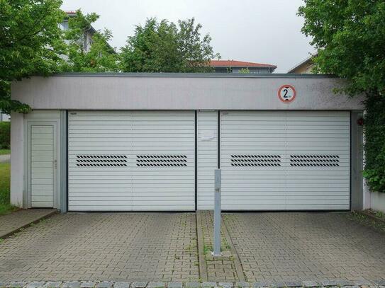 Tiefgaragenstellplatz in Unterföhring bei München, Brunnbachlweg zu vermieten.