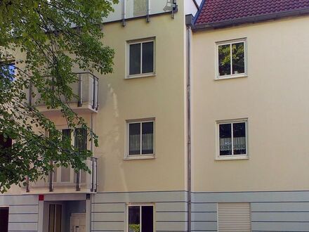 Wohnung mit Gartenanteil