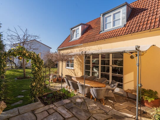 ***Heike Borchers Immobilien***Der Traum vom Haus***Exklusive Wohlfühl-Oase für die ganze Familie***