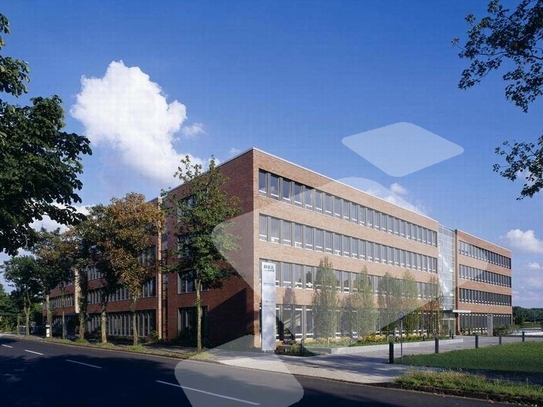 Schöne Büro und Lagerflächen im Süden Düsseldorfs zur Miete!
