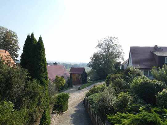 Schön gelegenes, großes Wohnhaus mit Weitblick über die Oder