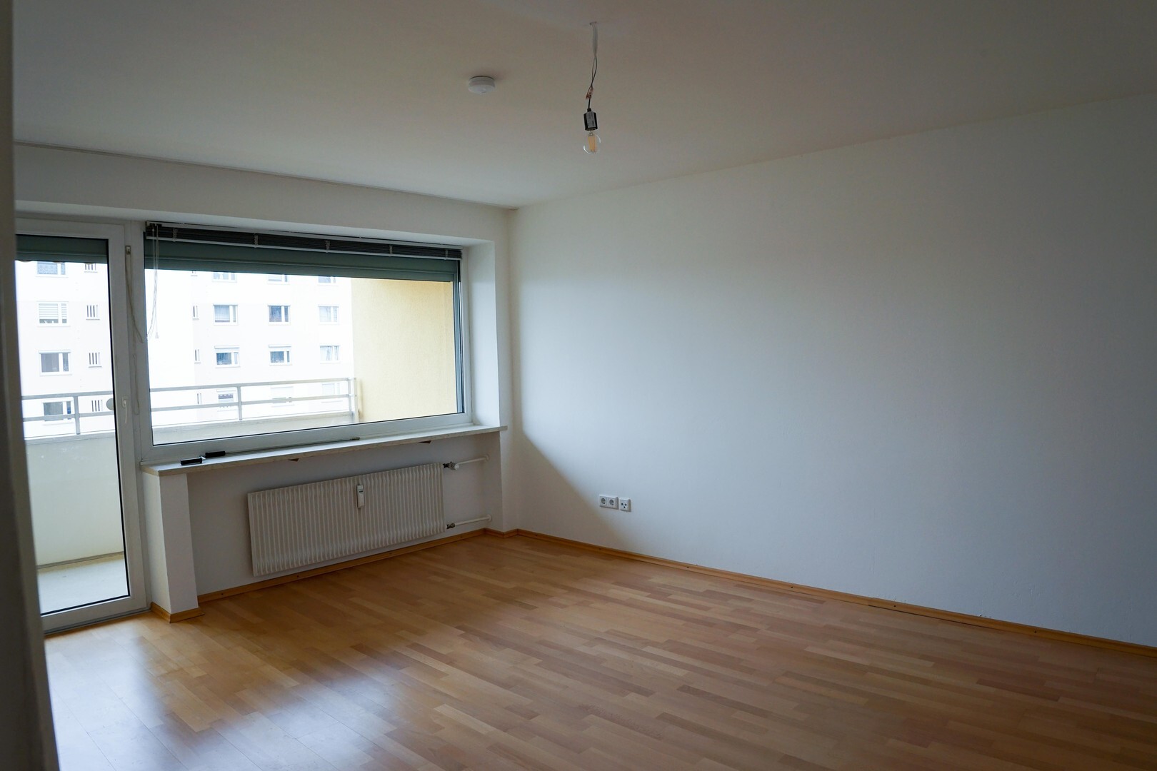 Stilvolle, gepflegte 3-Zimmer-Wohnung mit Balkon in Feldmoching, München
