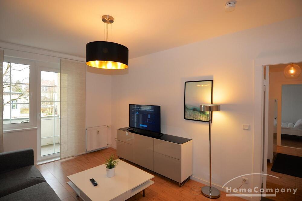 Helle und neu eingerichtete 2-Zimmer-Wohnung nähe des Tierparks Berlin, möbliert - Foto 1