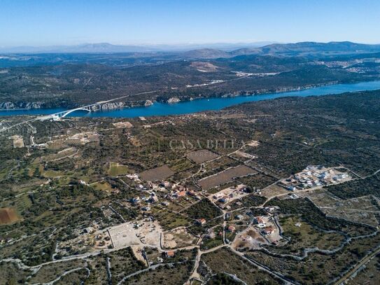 Grundstück Jadrija, Šibenik - Okolica, 4.350m2