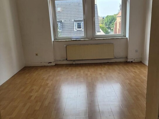 Praktische 4-Zimmer Wohnung in Stadtnähe