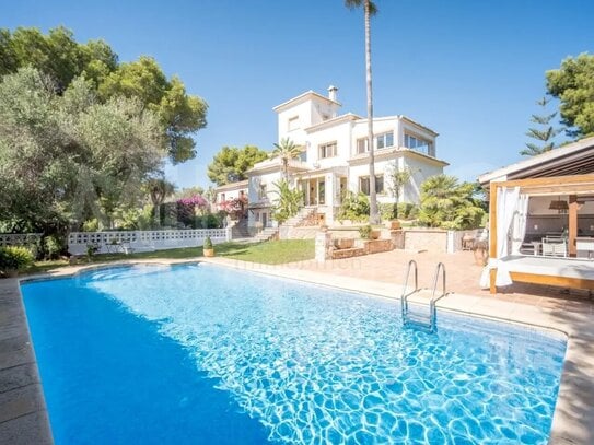 Villa Serena - Schöne traditionelle Villa mit fantastischem Blick in Javea