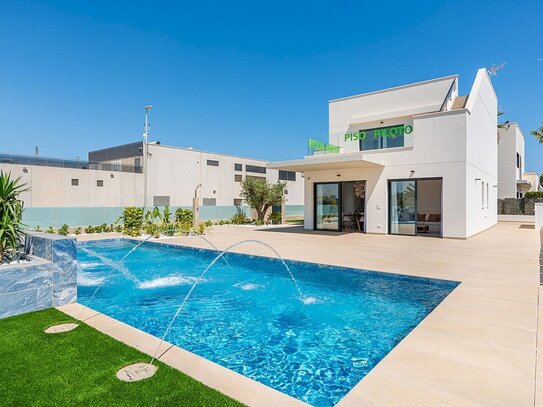 Moderne Neubau-Villa in der privilegierten Gegend von Orihuela Costa