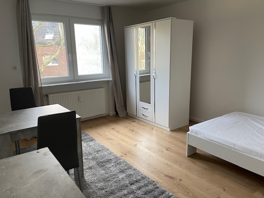 Ab sofort frei! 1 möbl. WG-Zimmer in Hilden-Mitte.