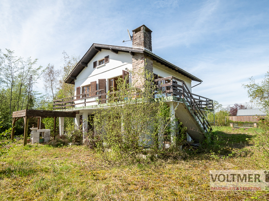 URLAUBSDOMIZIL - zweigeschossiges Ferienhaus am Stockweiher mit zugehörigem Bootssteg!