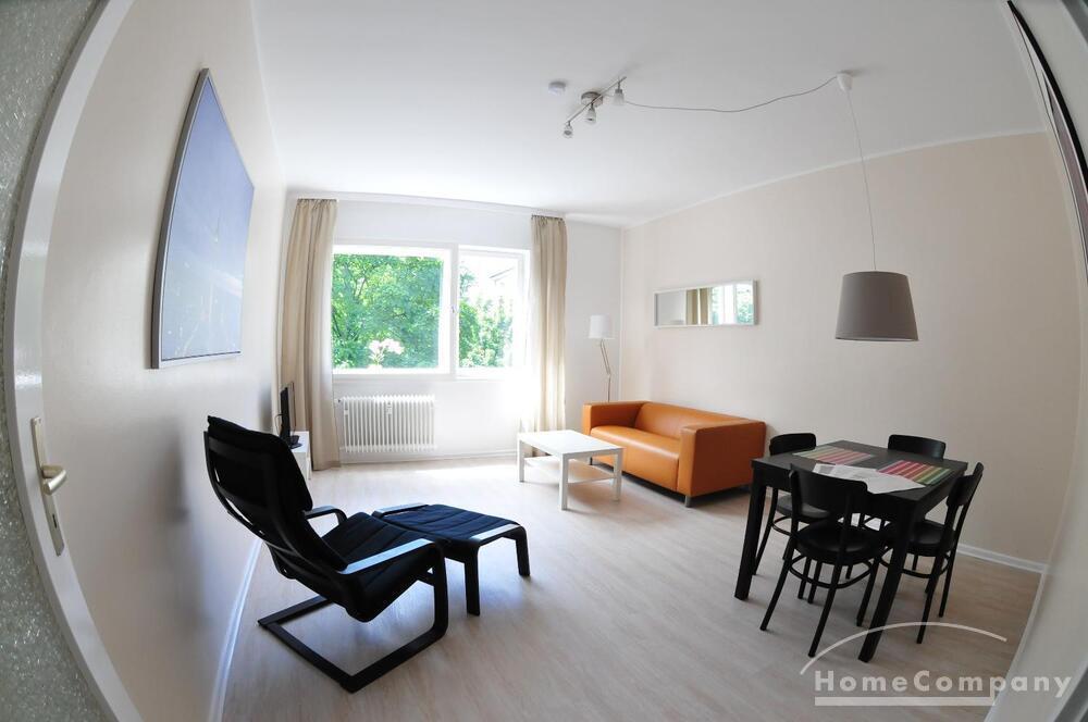 Helle 3-Zimmer-Wohnung mit Balkon in Berlin Wilmersdorf, möbliert - Photo 1
