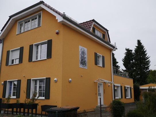 Luxuriöses Wohnhaus, u.a. mit 2 Fahrstühlen