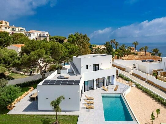 Beeindruckende schlüsselfertige Villa mit Panoramablick