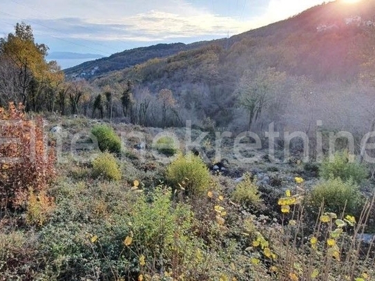 Bregi- Baugrundstück von 1355m2 !!