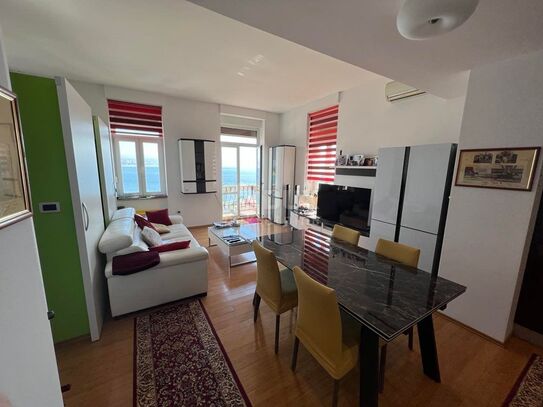 OPATIJA, ZENTRUM - Wohnung, 56 m2, 1 Schlafzimmer + Wohnzimmer, 20 m vom Meer entfernt !!!