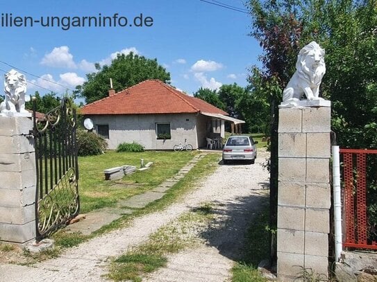 Einfamilienhaus in einer Kleinstadt am Plattensee zu verkaufen