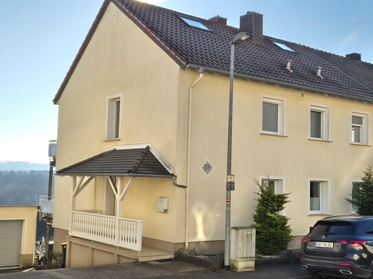 *** 1-2 Familienhaus mit herrlicher Fernsicht in ruhiger Wohnlage von Neuweiler ***