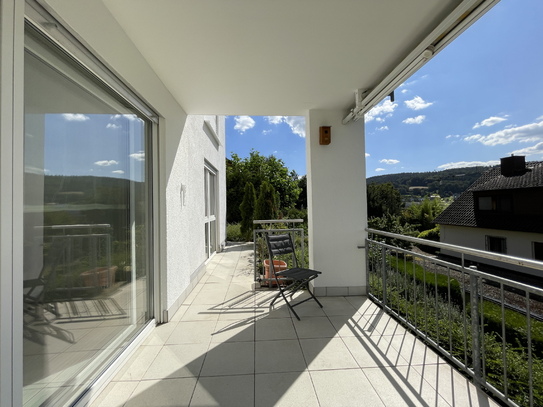 AS-Immobilien.com +++ 2 Zimmer, Küche, Bad, Terrasse - Sonne und Aussicht +++