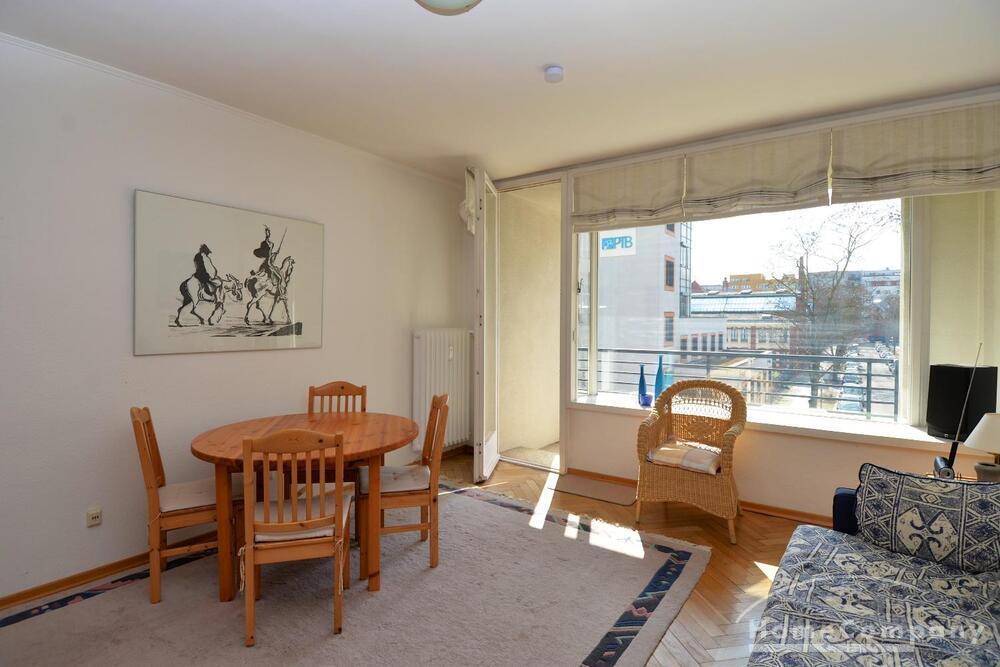 Helle und möblierte 3-Zimmer-Wohnung in Charlottenburg - Photo 1