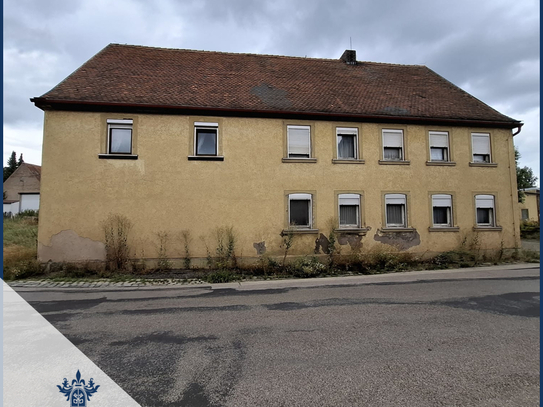 Ehemaliges Bauernhaus mit dazugehörigem Baugrundstück