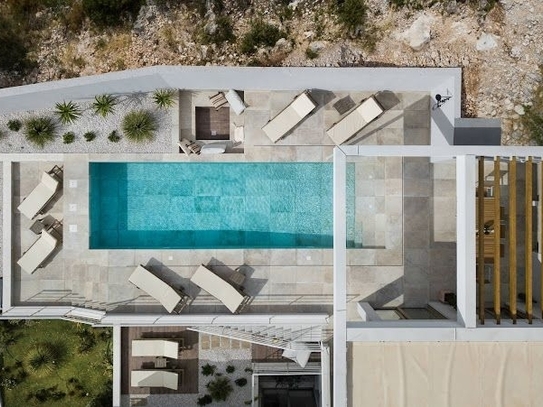 DALMATIEN ROGOZNICA, Elegante Villa mit spektakulärem Blick auf das Meer