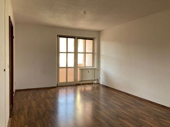 EI6727 Schmucke 3-Zimmerwohnung auf zwei Etagen / Neutraubling