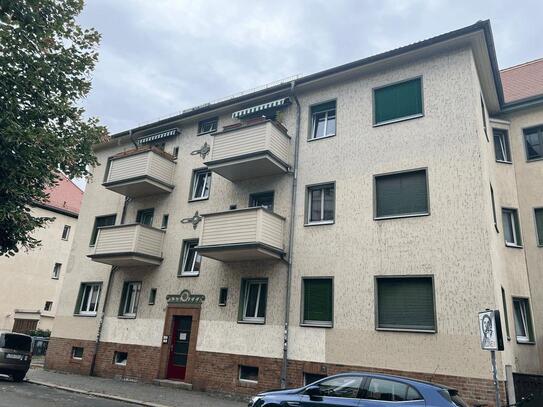 Freundlicher Altbau in ausgezeichneter Lage