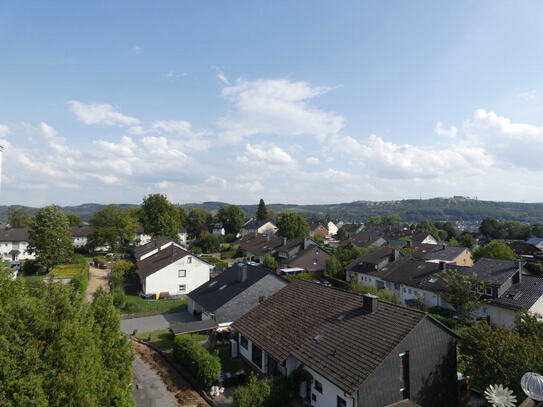 / Penthousewohnung zentral in Attendorn! Hier haben Sie den WEITBLICK!